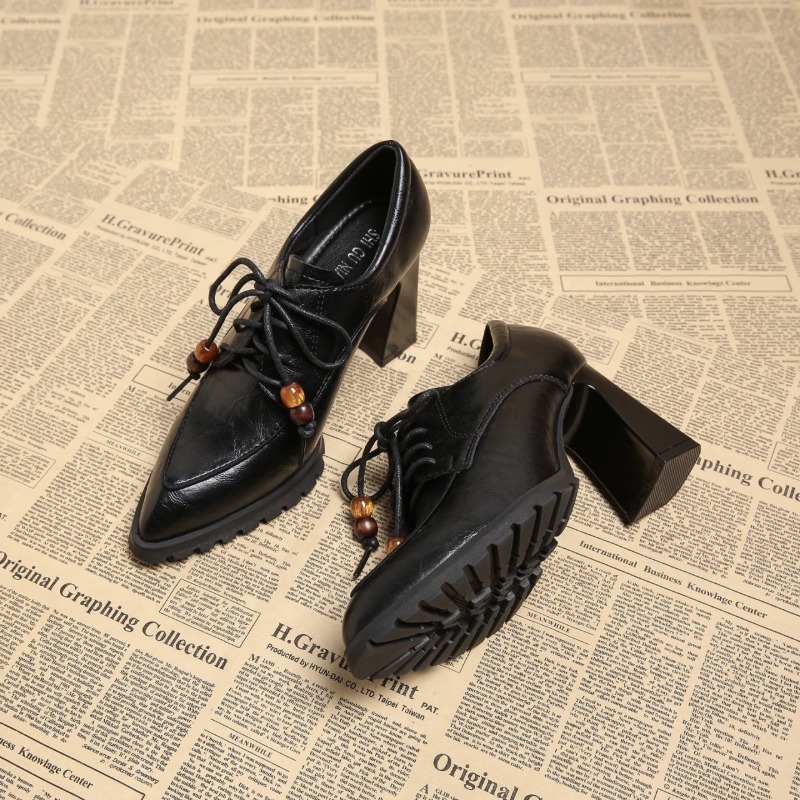 Retro Strappy Deep Mouth Singl - огляд і ціна Pump Heel Block